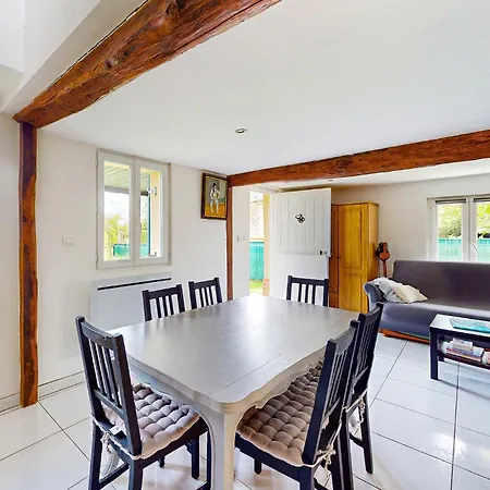 度假居 2 Bedroom Lovely In Bourville