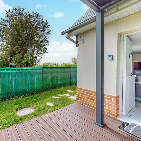 度假居 2 Bedroom Lovely In Bourville