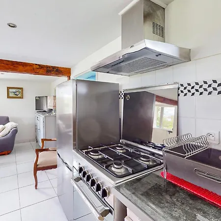 度假居 2 Bedroom Lovely In Bourville Sainte-Colombe (Seine-Maritime)